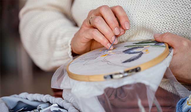 bordados personalizados ganar dinero desde casa